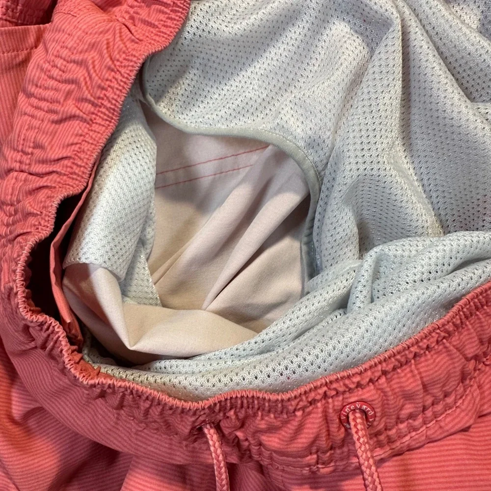 Vineyard Vines Swim Trunks Mens Large Coral Pink Striped Beach Preppy